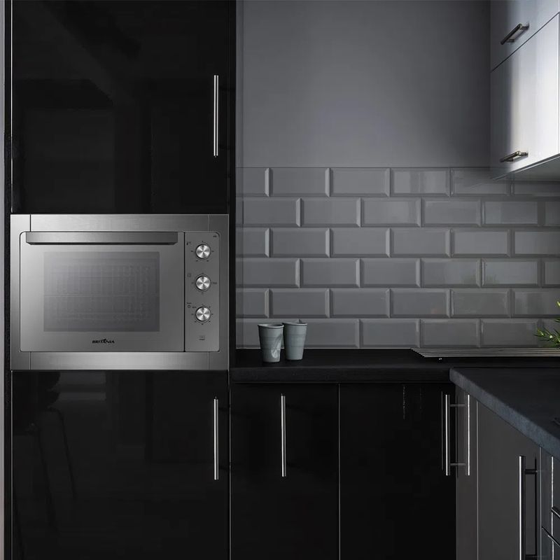 FornoEletricodeEmbutirBritania47LitrosInoxBFE47E–127Volts