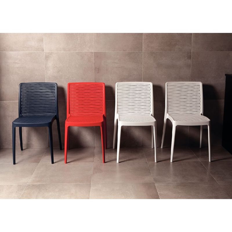 Conjuntode4CadeirasTramontinaIsabelleemPolipropilenoeFibradeVidroBranca