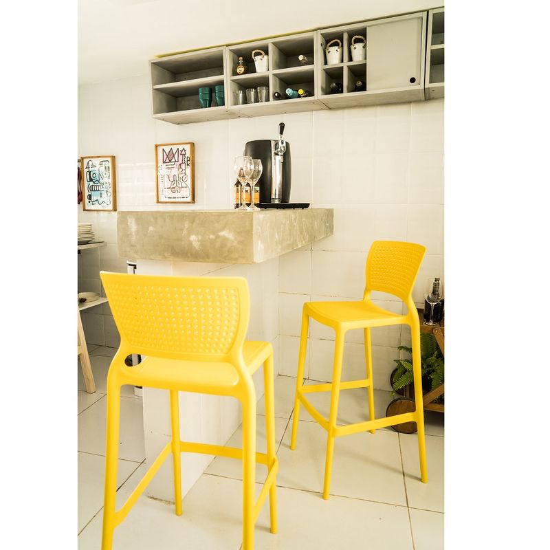 Conjuntode4CadeirasPlasticasTramontinaSafiraAltaBaremPolipropilenoeFibradeVidroAmarela