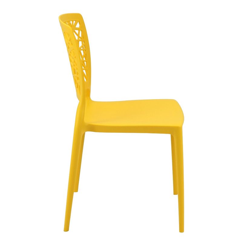 Conjuntode4CadeirasPlasticasTramontinaJoanaemPolipropilenoeFibradeVidroAmarelo
