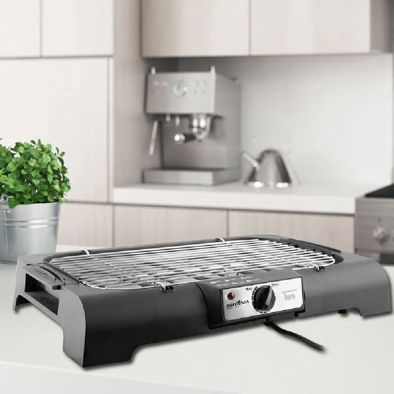 Churrasqueira-Eletrica-Britania-Gourmet-Preta-CGB2-–-127-Volts